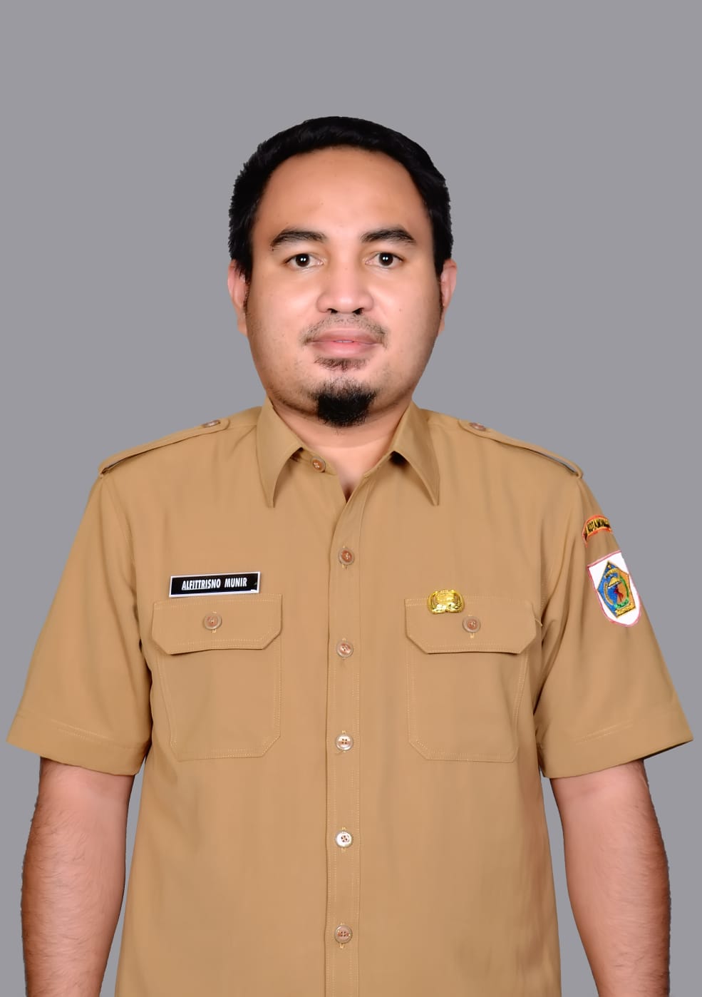 ALFITTRISNO MUNIR